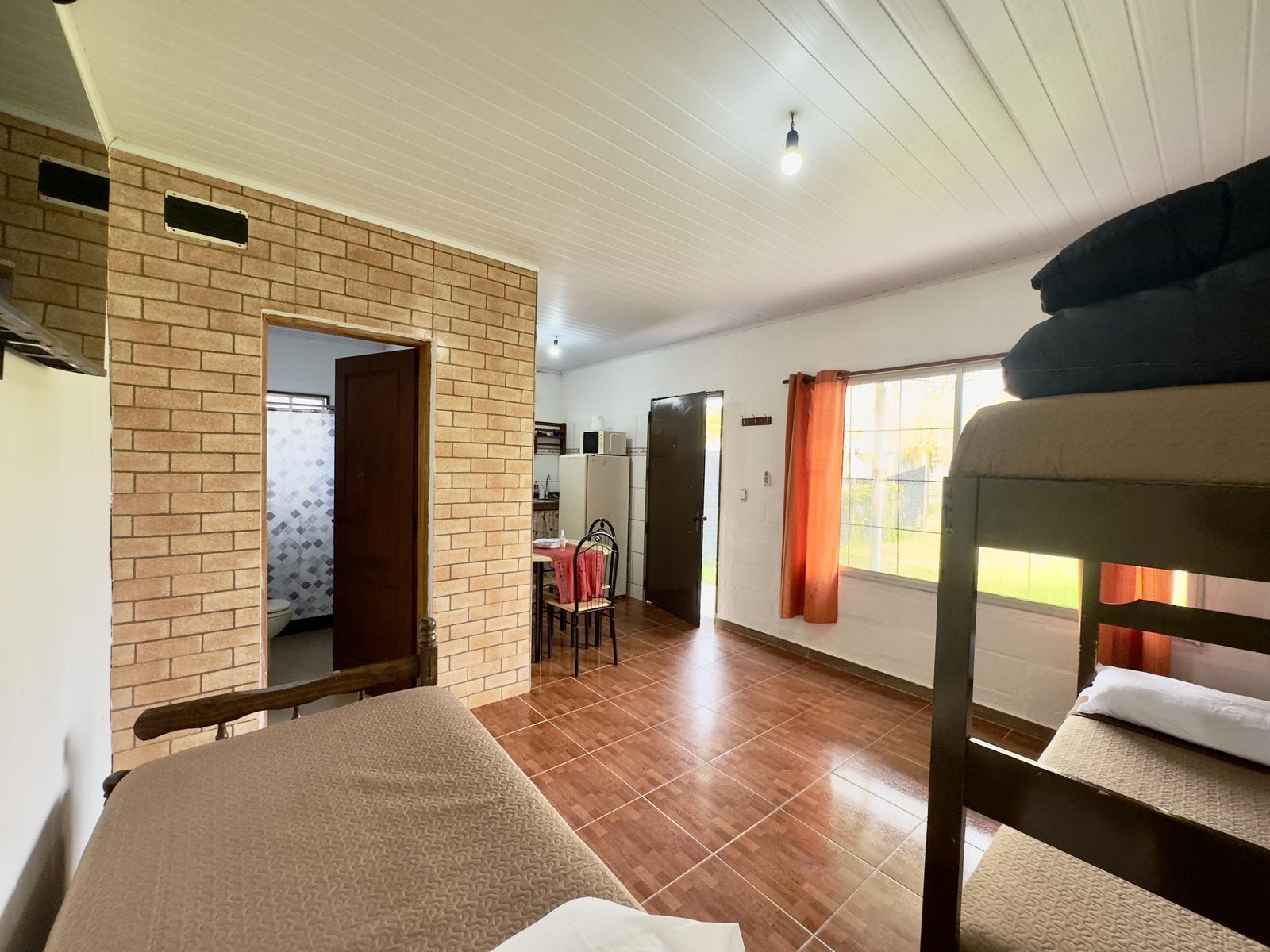 Casa monoambiente con o sin muebles en Alquiler en Colonia del Sacramento · Foto 8
