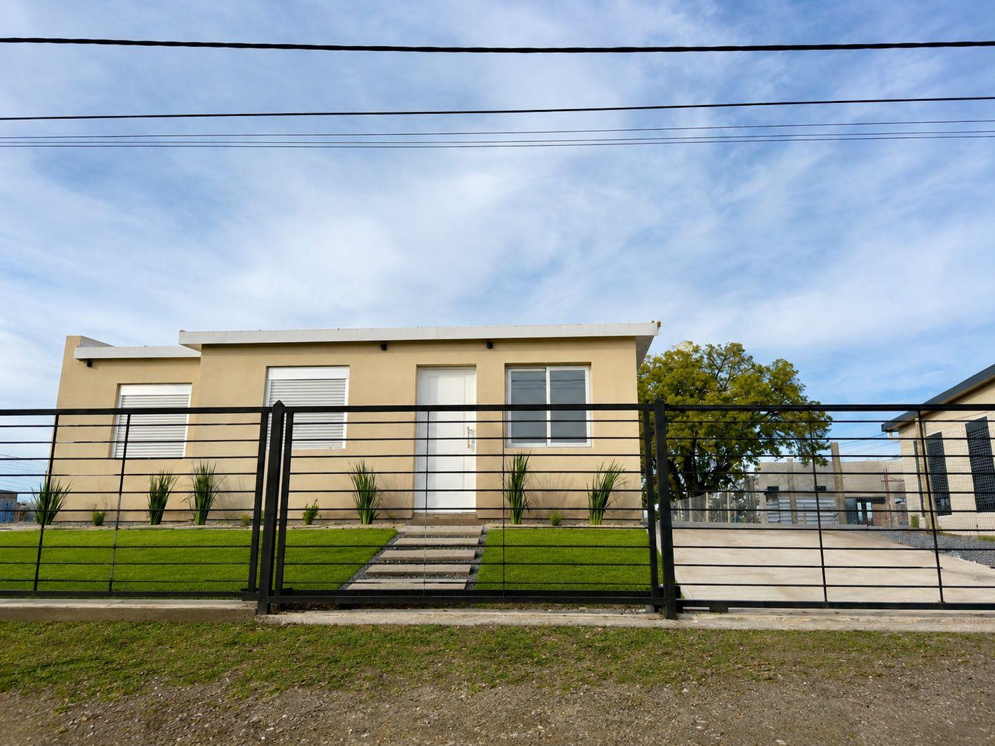 Venta de Casa de 3 dormitorios con patio en Colonia del Sacramento a ESTRENAR