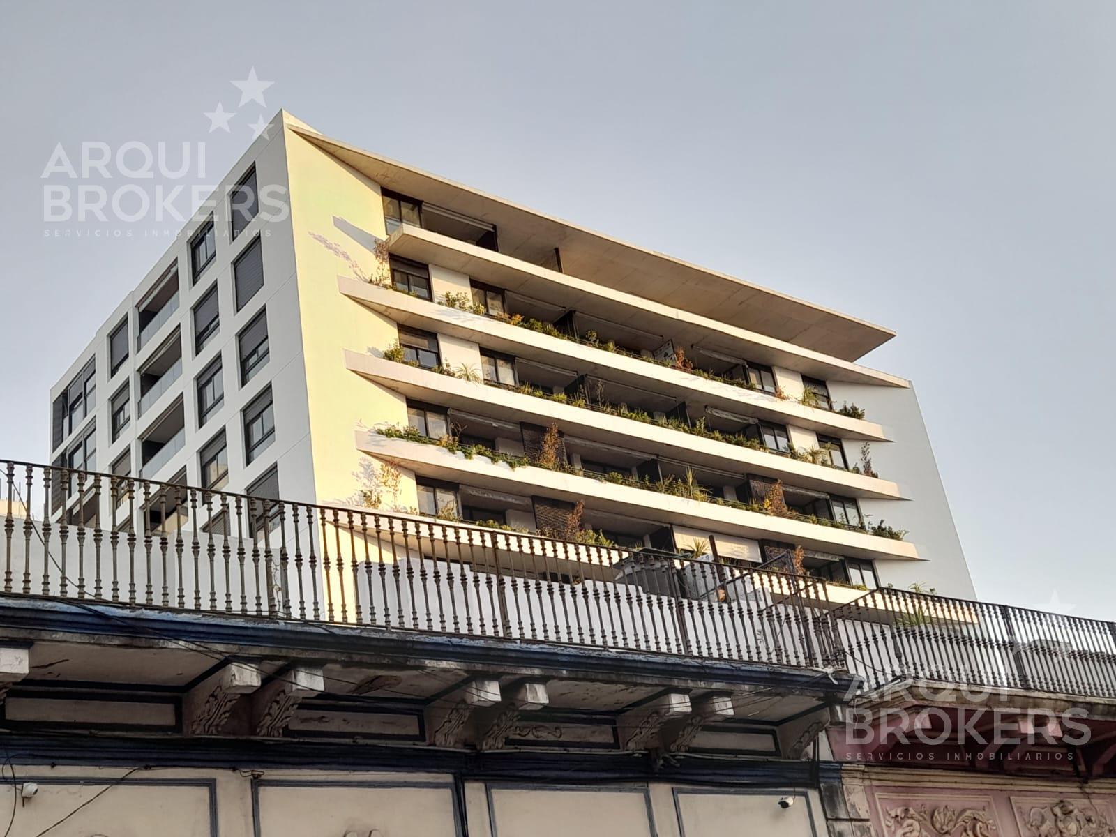 Venta apartamento dos dormitorios en Aguada - 708