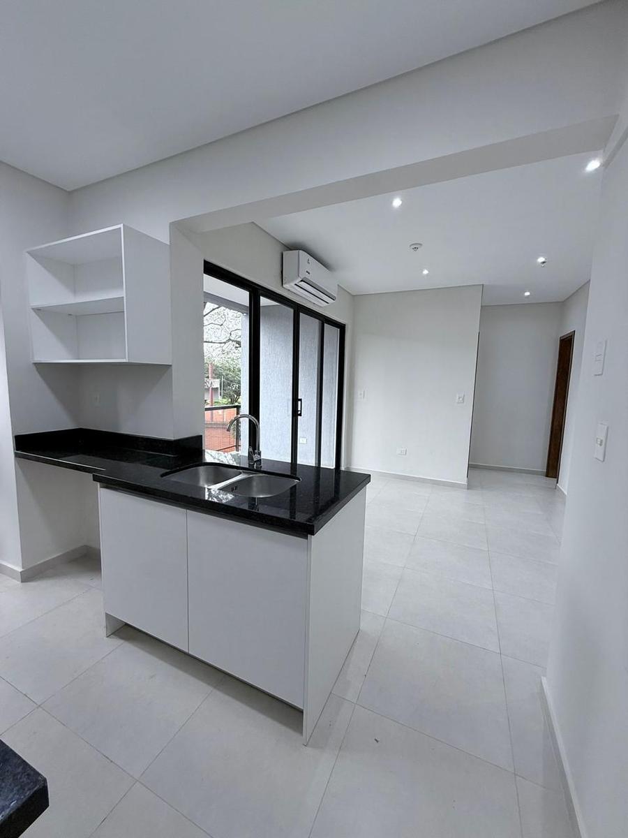 Alquilo departamento a estrenar de 1 dormitorio en Fernando de la Mora zona Norte. Edificio Fénix — foto 3