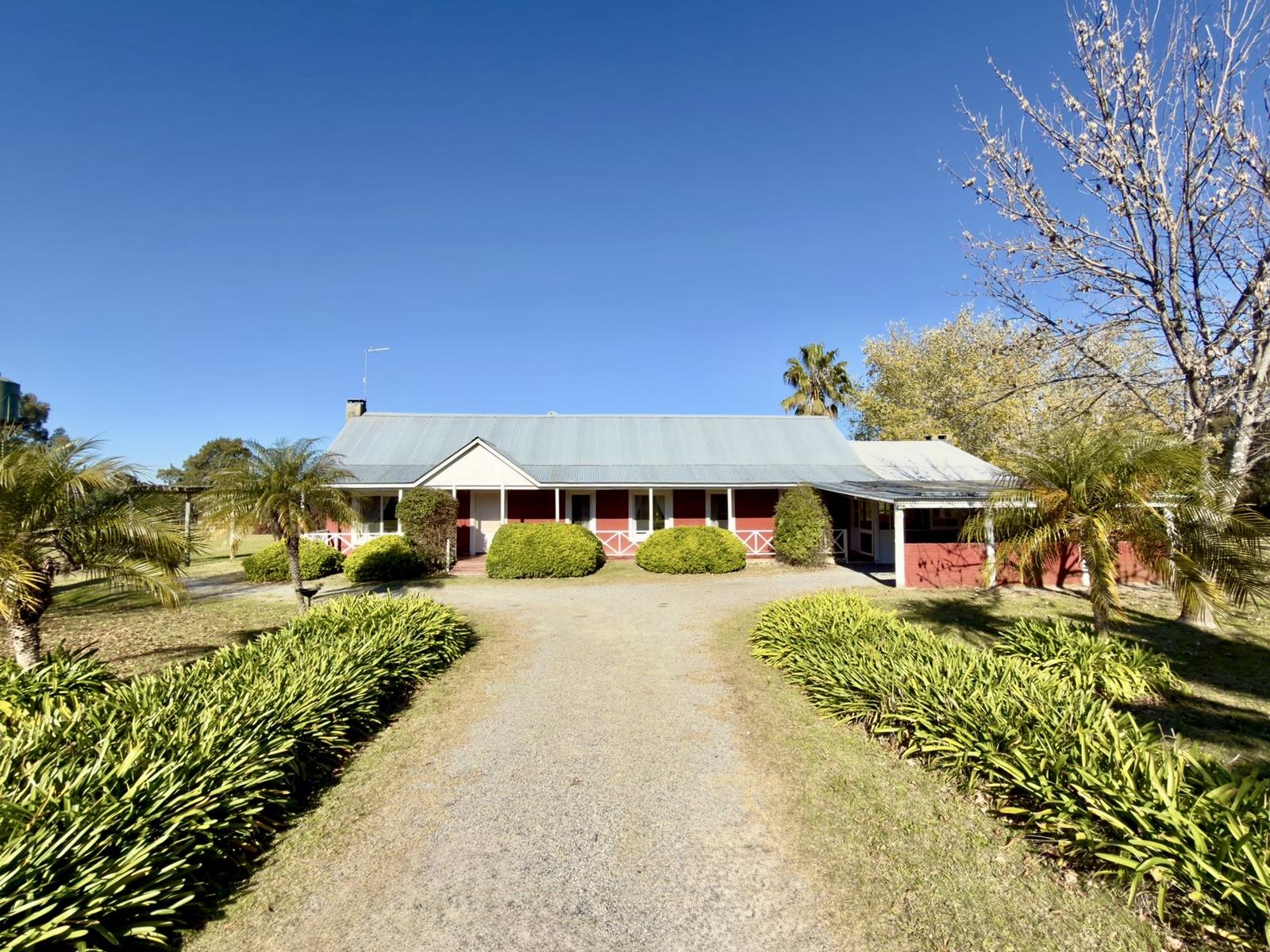 Venta/Alquiler de Chacra con piscina en Laguna de los Patos, Colonia