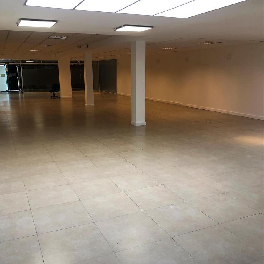 Alquiler Local Comercial 8 Octubre y Forteza BAJO DE PRECIO · Foto 5
