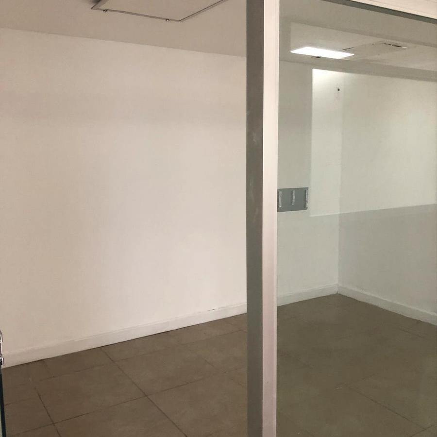 Alquiler Local Comercial 8 Octubre y Forteza BAJO DE PRECIO · Foto 9