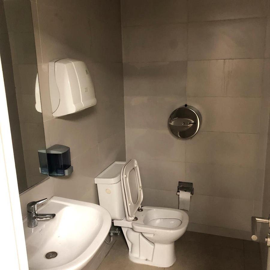 Alquiler Local Comercial 8 Octubre y Forteza BAJO DE PRECIO · Foto 11