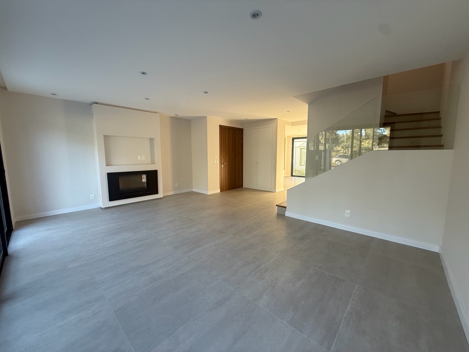 Excelente casa en alquiler en Barrio Parques II