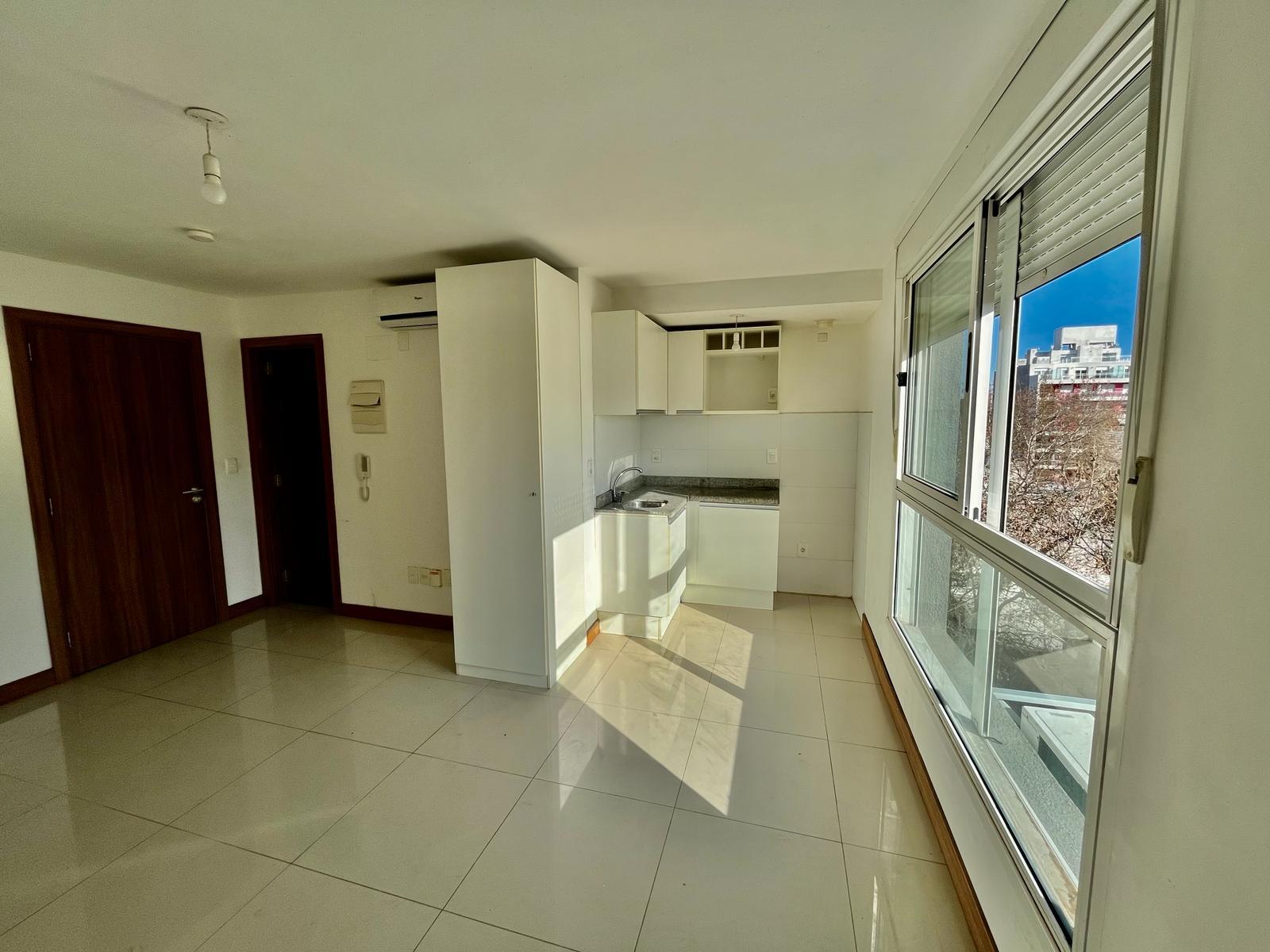 Alquiler de Monoambiente en el Centro de Montevideo · Foto 1