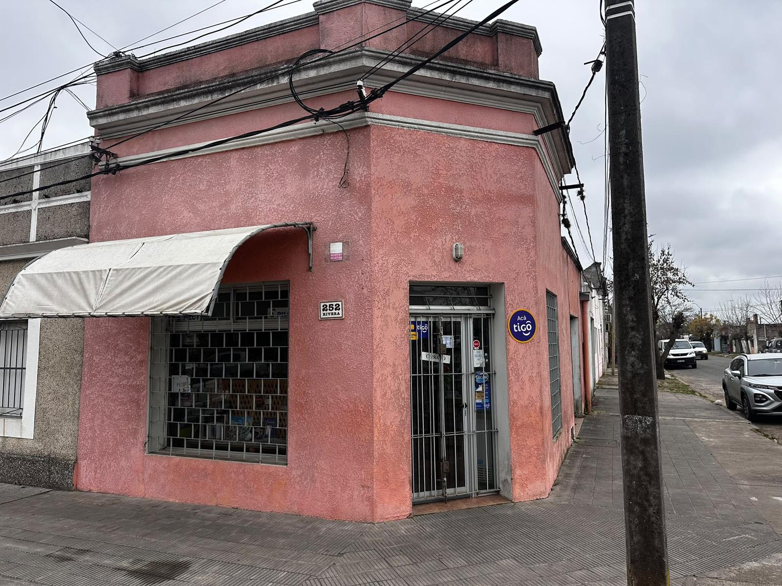 Venta de Local Comercial en San Jose de Mayo - foto 5