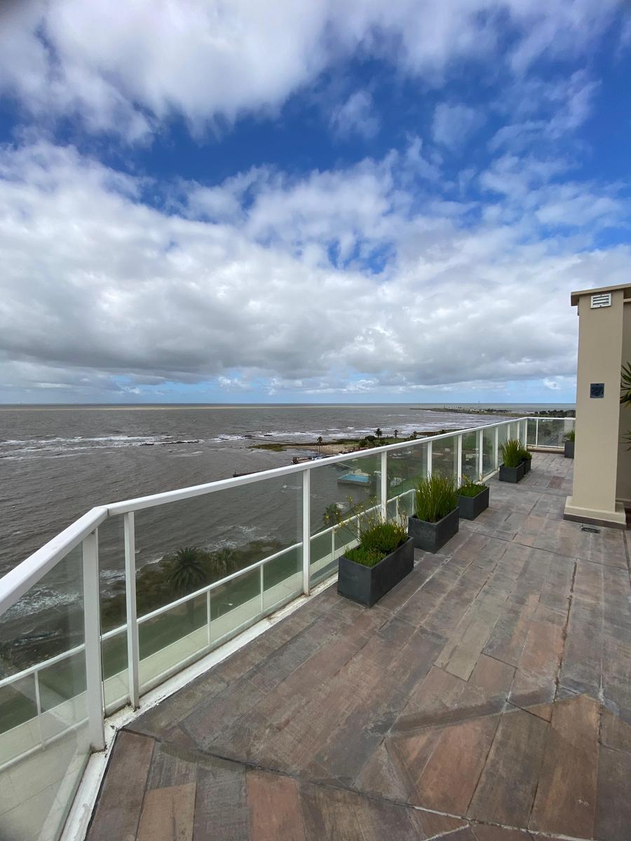 Alquiler Apartamento monoambiente amoblado con vista al mar en Punta Carretas