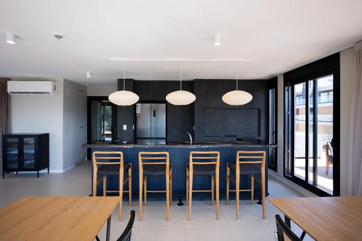 Alquiler apartamento 1 dormitorio con garaje incluido. Costanera village amenities con Piscina, gimnasio frente al mar. Barra de carrasco. · Foto 12