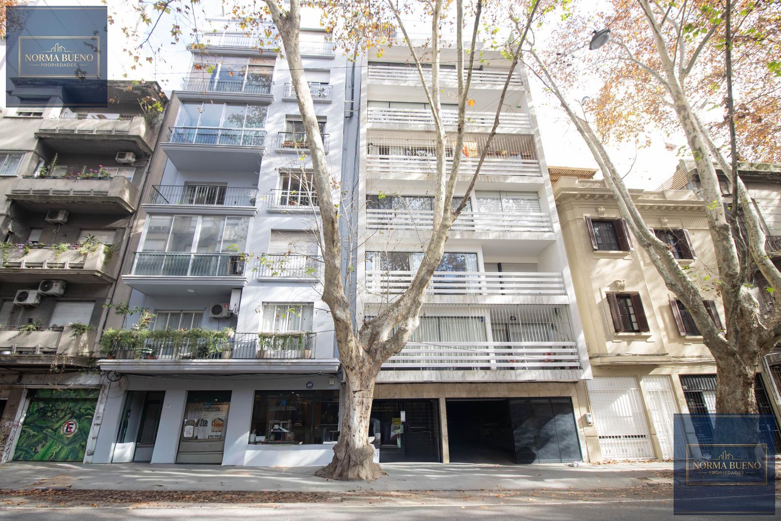 Apto Barrio Sur 3 dormitorios y serv. garage