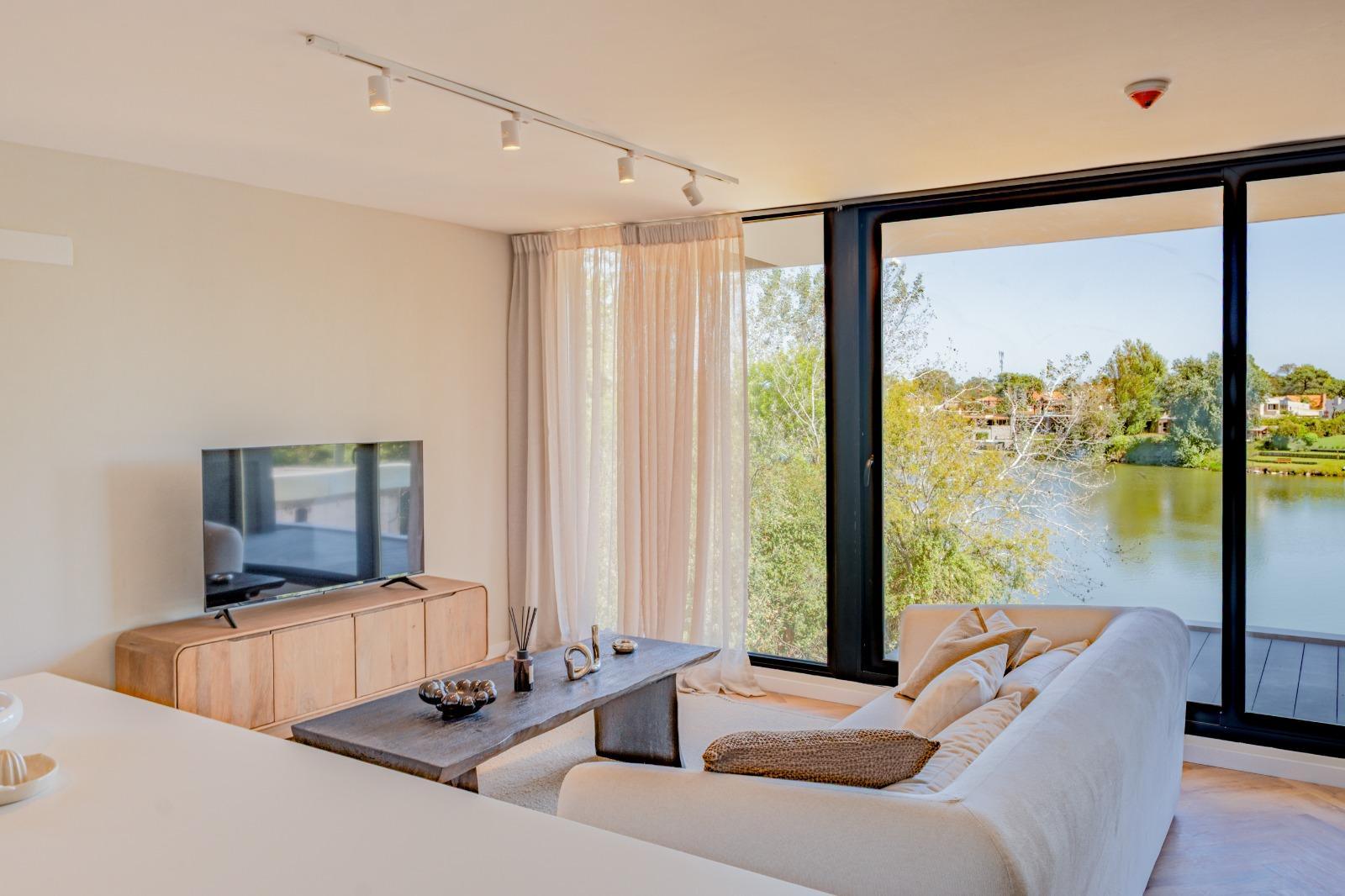 Apartamento en Venta 3 Dormitorios Barbacoa Piscina Sauna Solarium Lago Parque Miramar - foto 1
