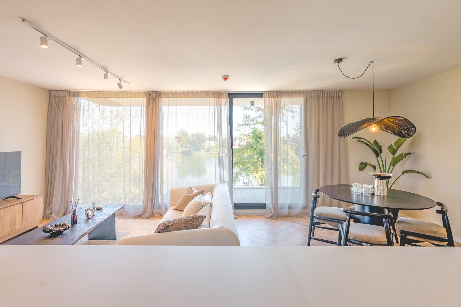 Apartamento en Venta 3 Dormitorios Barbacoa Piscina Sauna Solarium Lago Parque Miramar - foto 5