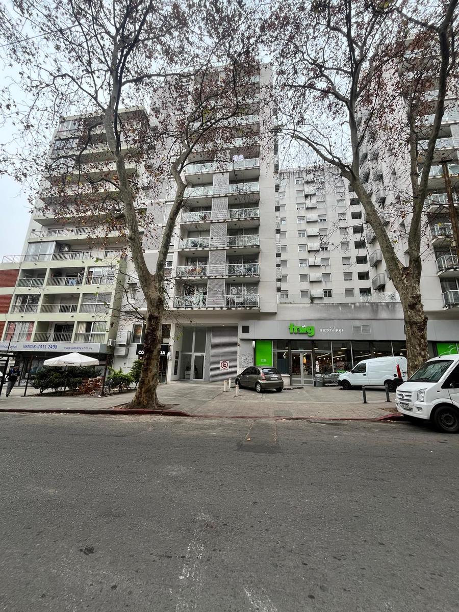Apartamento en Alquiler en Cordón, Montevideo de 1 Dormitorio con Garaje · Foto 1