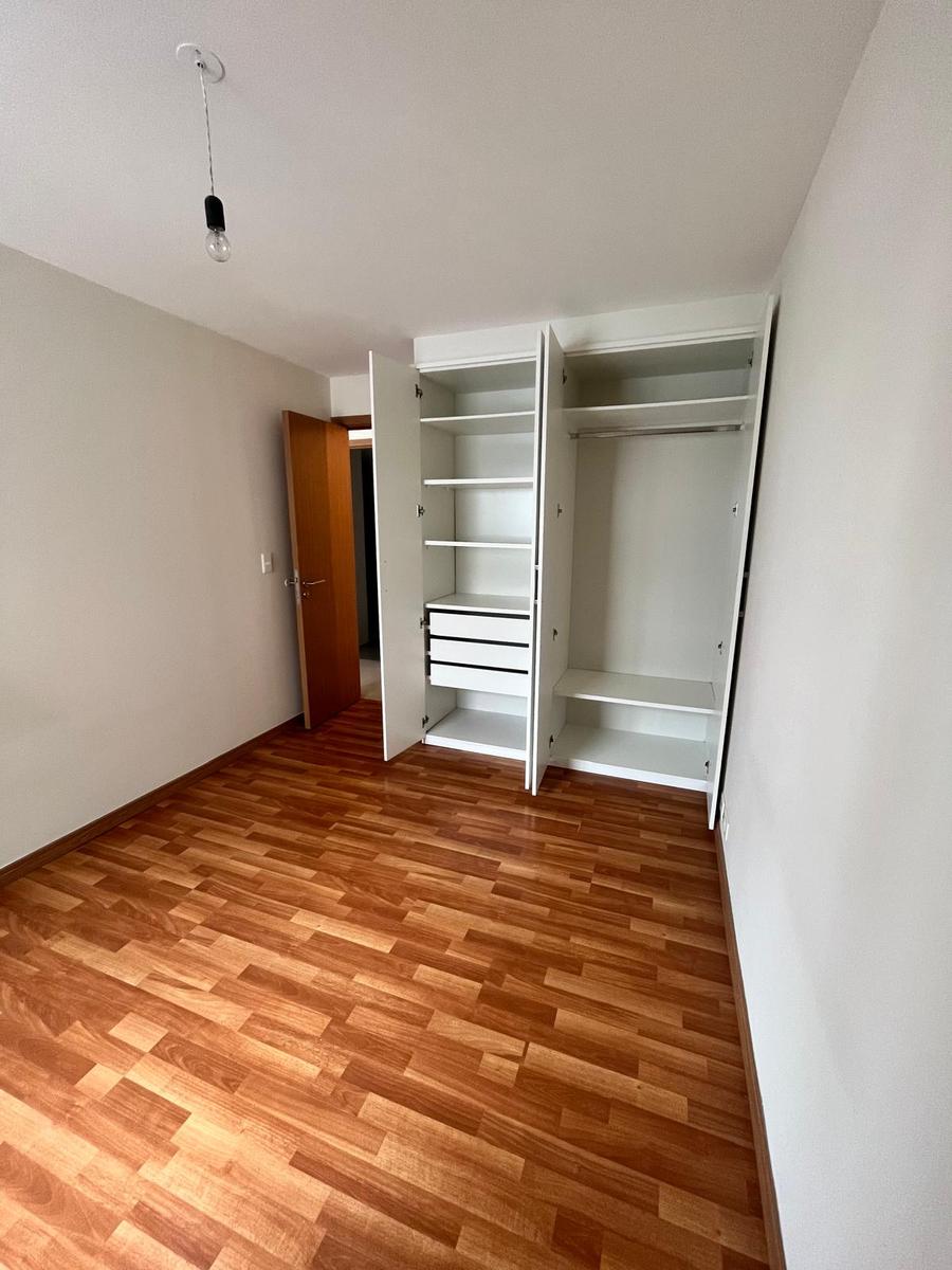 Apartamento en Alquiler en Cordón, Montevideo de 1 Dormitorio con Garaje · Foto 4
