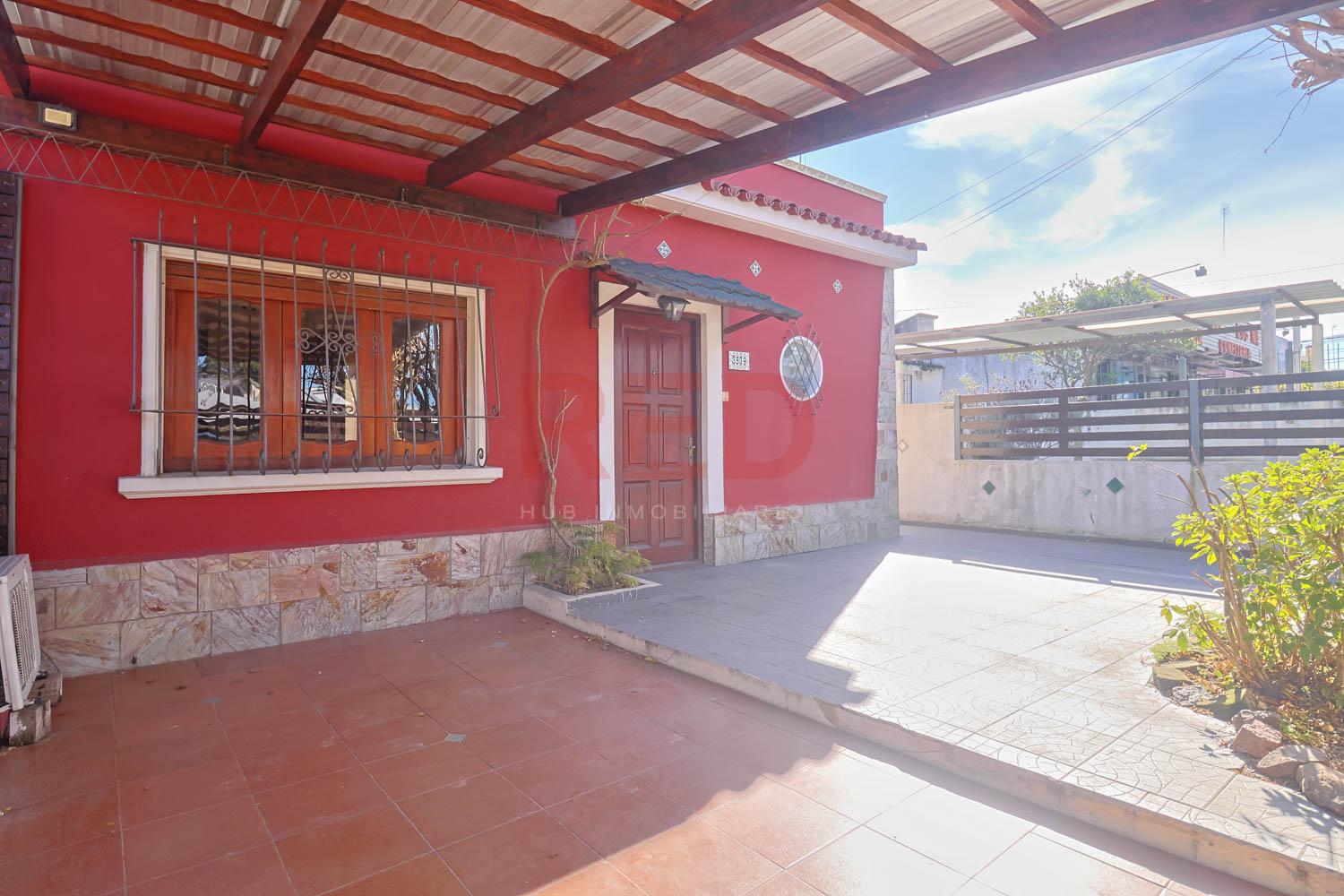 ALQUILER Casa, 2 dormitorios 2 baños muy cerca de LA PAZ bbcoa cerrada