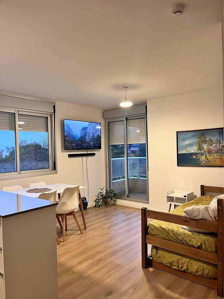 Apartamento en alquiler 1 dormitorio, amoblado | a metros de montevideo shopping pocitos · Foto 10