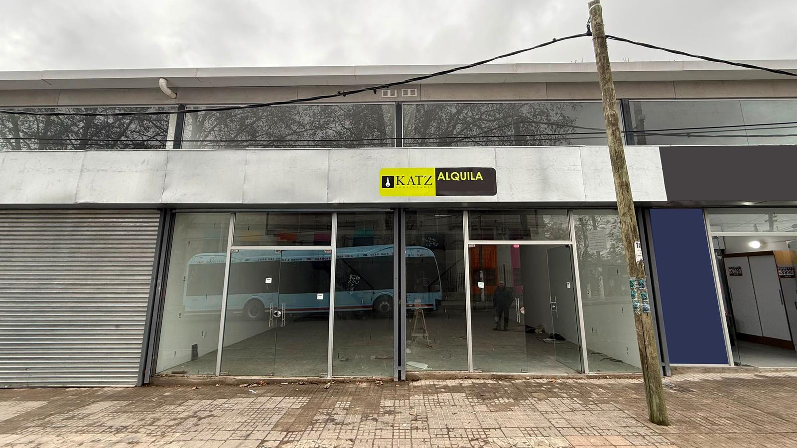 Carlos María Ramirez y Turquía, 150 m2 , 9 mts de frente !!