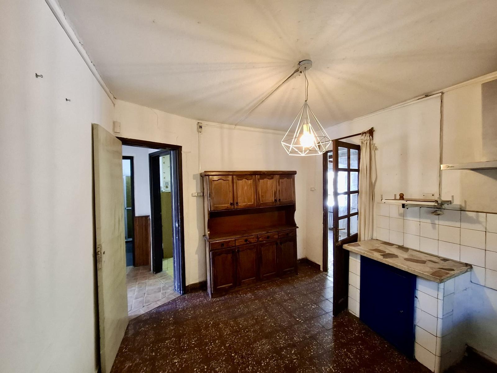 Casa en alquiler de 2 dormitorios y galpón sobre Avenida en Colonia · Foto 6