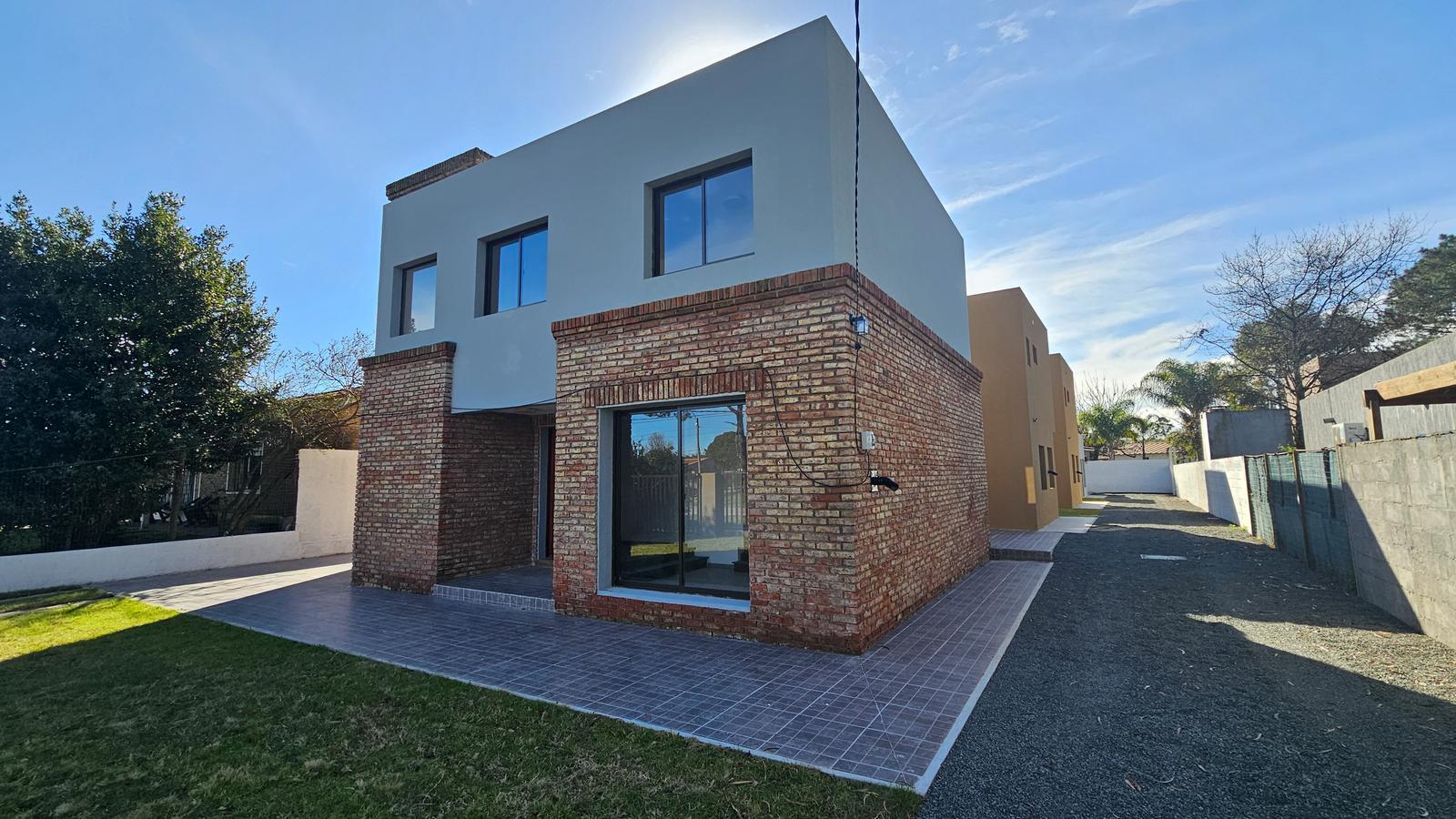 venta Casa en Lomas de Solymar cinco dormitorios - foto 4