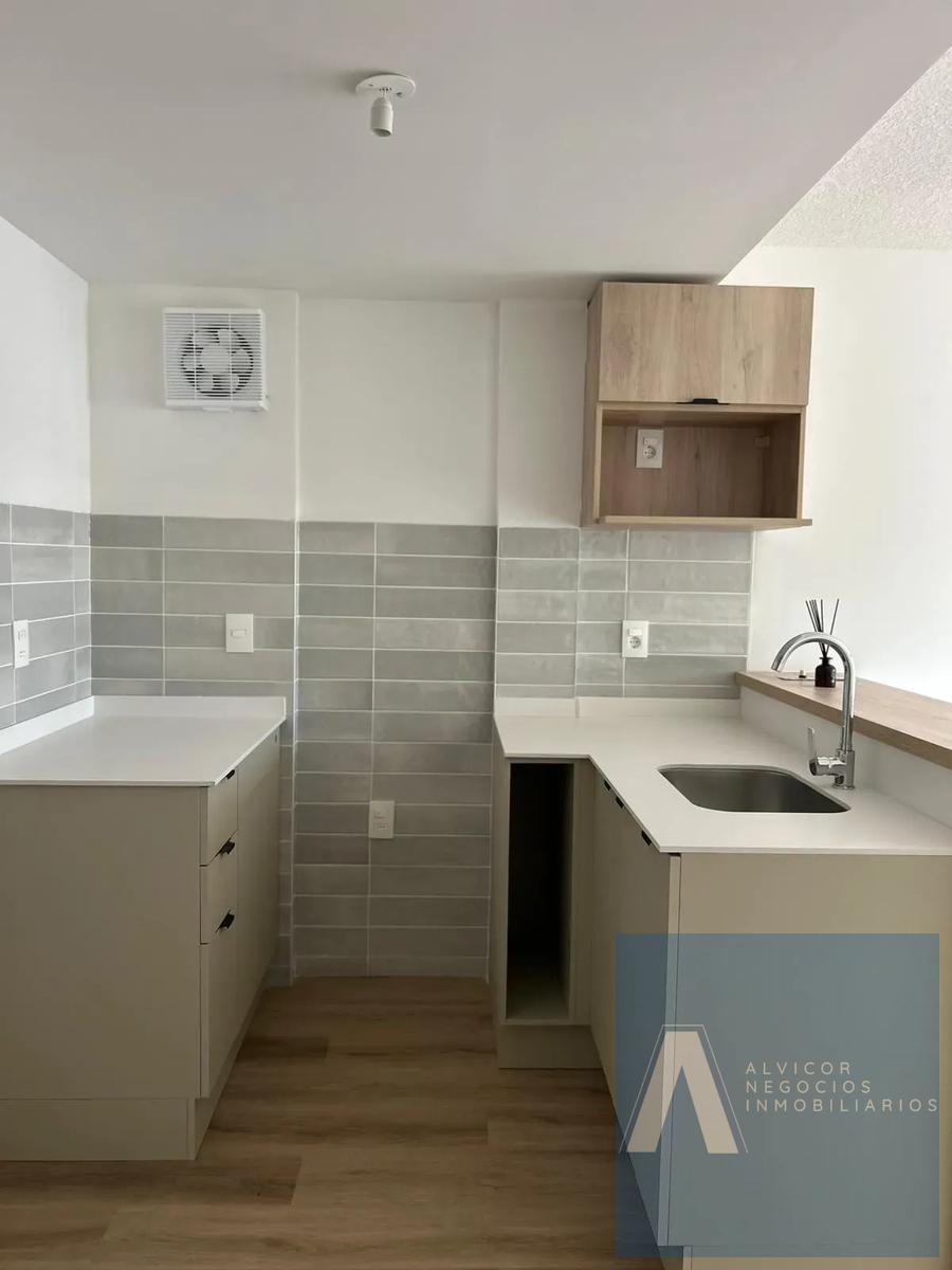 Apartamento de 1 Dormitorio en Alquiler, La Blanqueada ref AP8517950