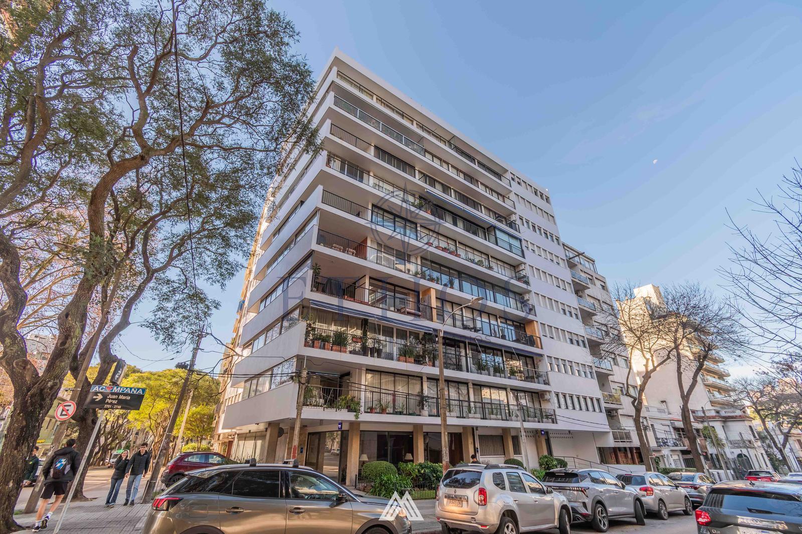 VENTA PUNTA CARRETAS APTO GARAJE TERRAZAS 4 DORM 3 BAÑOS SERVICIO