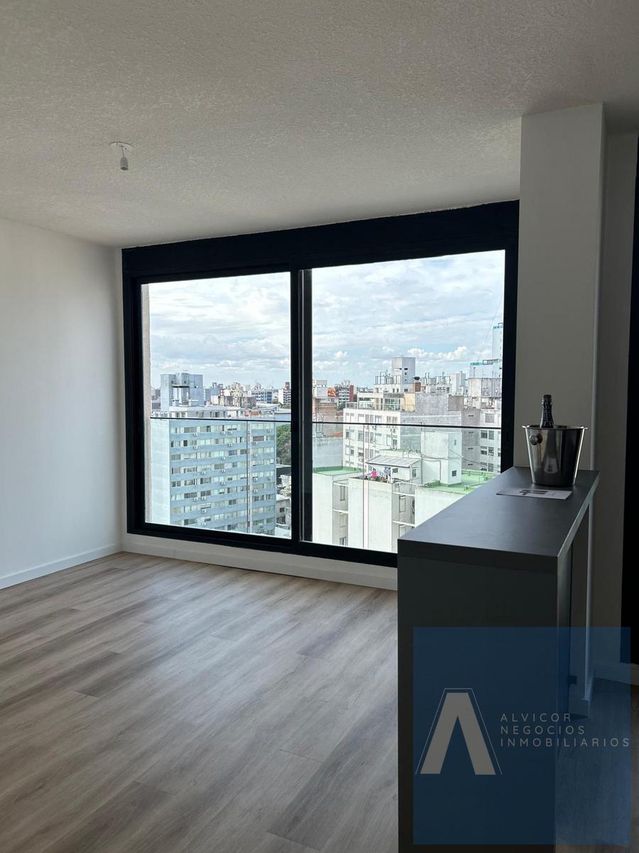 Apartamentos de 2 Dormitorios en Alquiler, en Tres Cruces AP8558978
