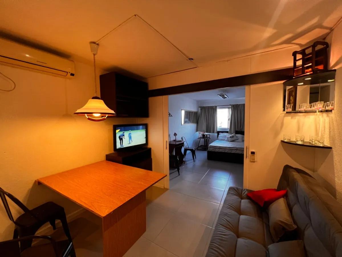 alquiler Apartamento 1 dormitorio, excelente zona centro a metros de 18 de julio · Foto 8