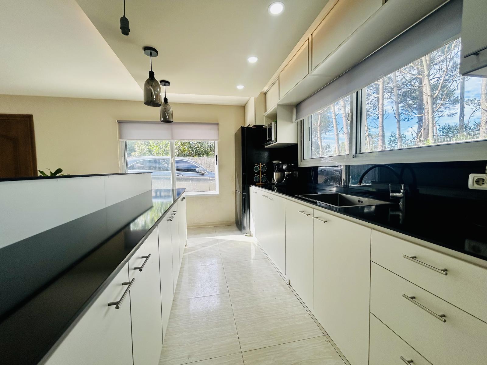Casa - Punta del Este 3 dormitorios, 2 baños y piscina - foto 4