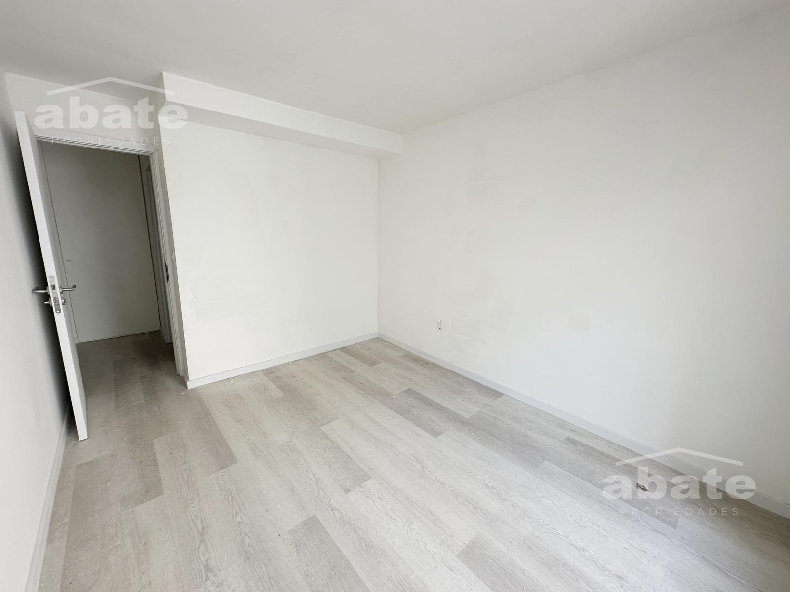 Alquiler apartamento 1 dormitorio con patio a estrenar · Foto 10