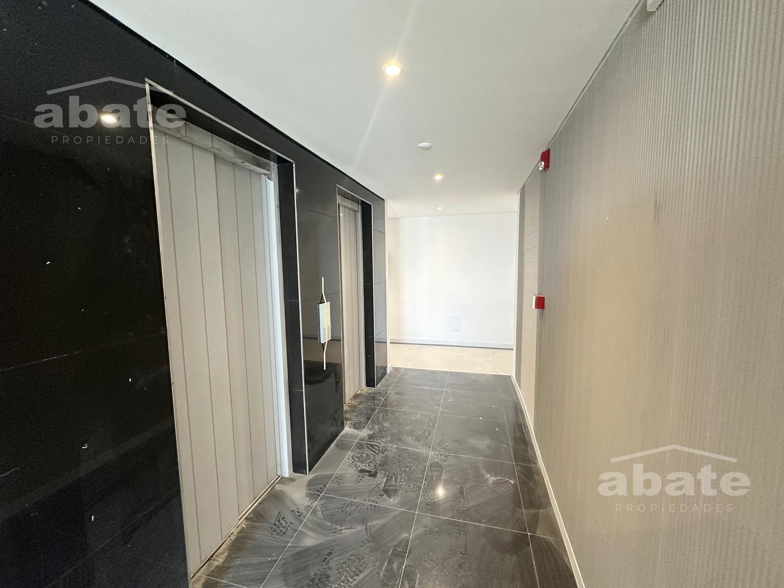 Alquiler apartamento 1 dormitorio con patio a estrenar · Foto 12