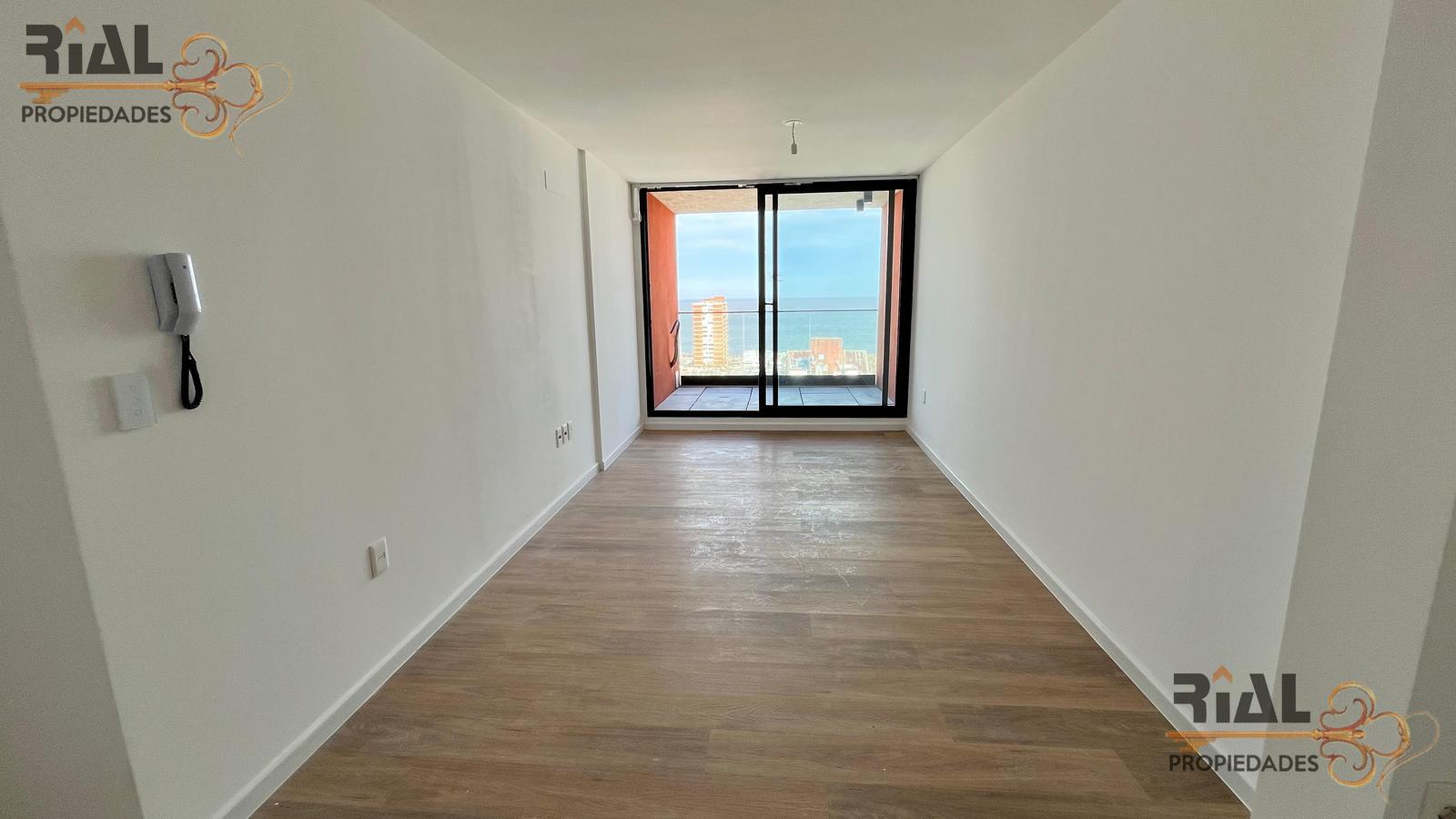 Venta Apartamento Centro 2 dormitorios con Vista Espectacular al Mar a Estrenar Divino! op. GGE !