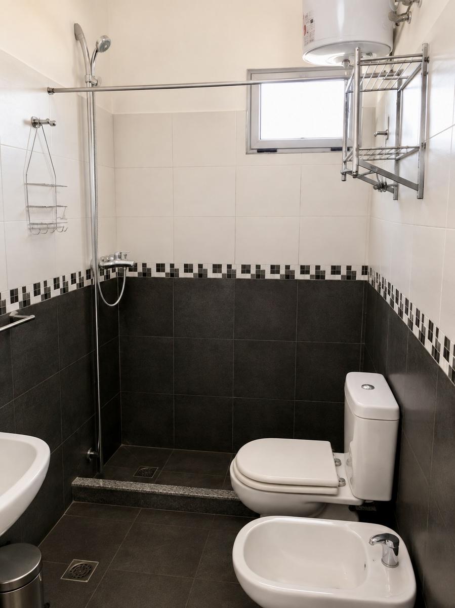 Penthouse de 1 dormitorio en Alquiler en el Centro, Montevideo · Foto 5