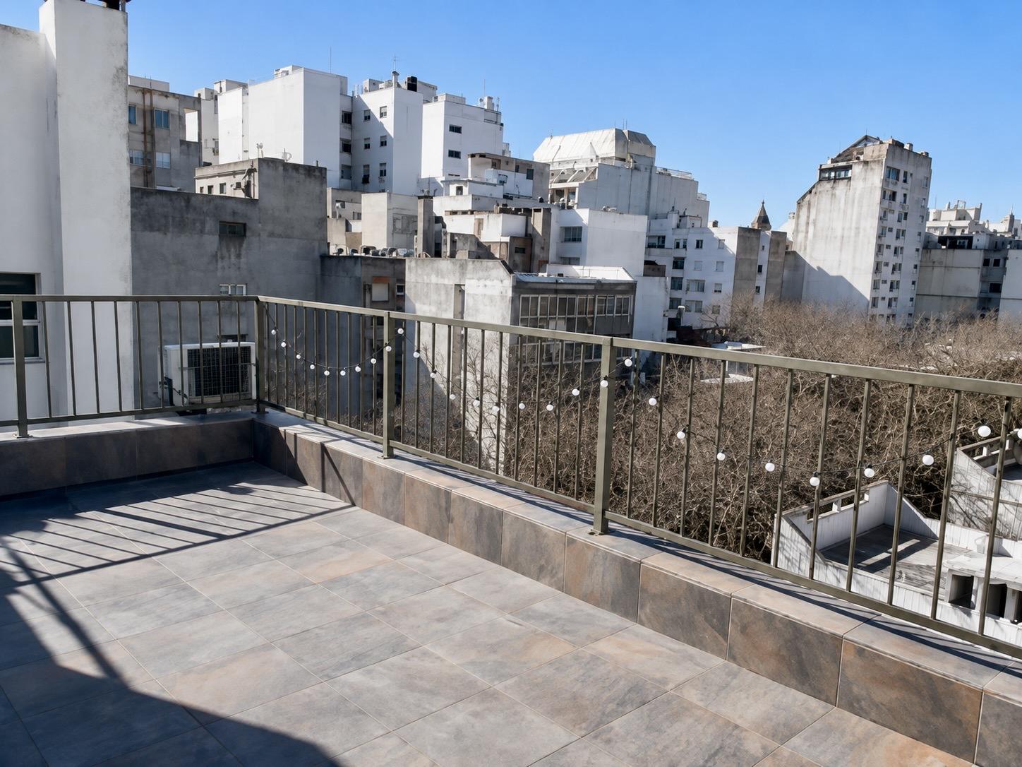 Penthouse de 1 dormitorio en Alquiler en el Centro, Montevideo · Foto 6