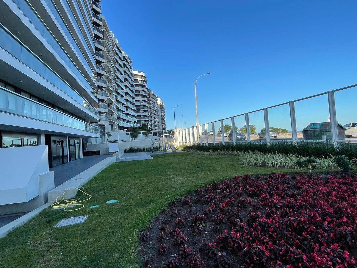 ¡Alquiler en Rambla de Malvín! 1 Dormitorio Impecable con Amenities de Lujo - $ 29.000