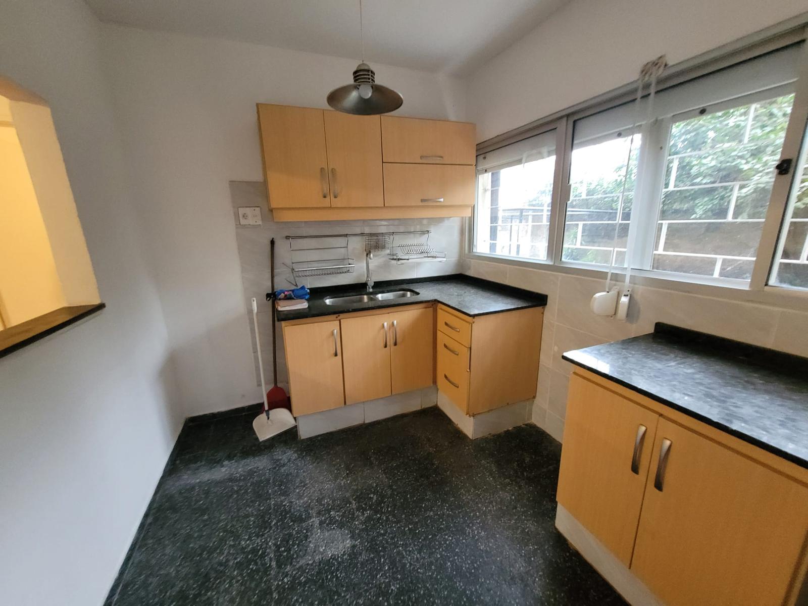 Apartamento, planta baja, 3 dormitorios, La Blanqueada