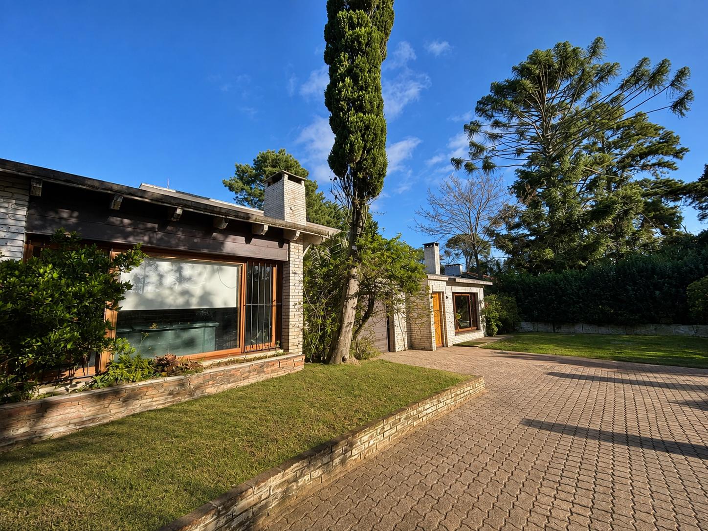 Casa en venta en Cantegril