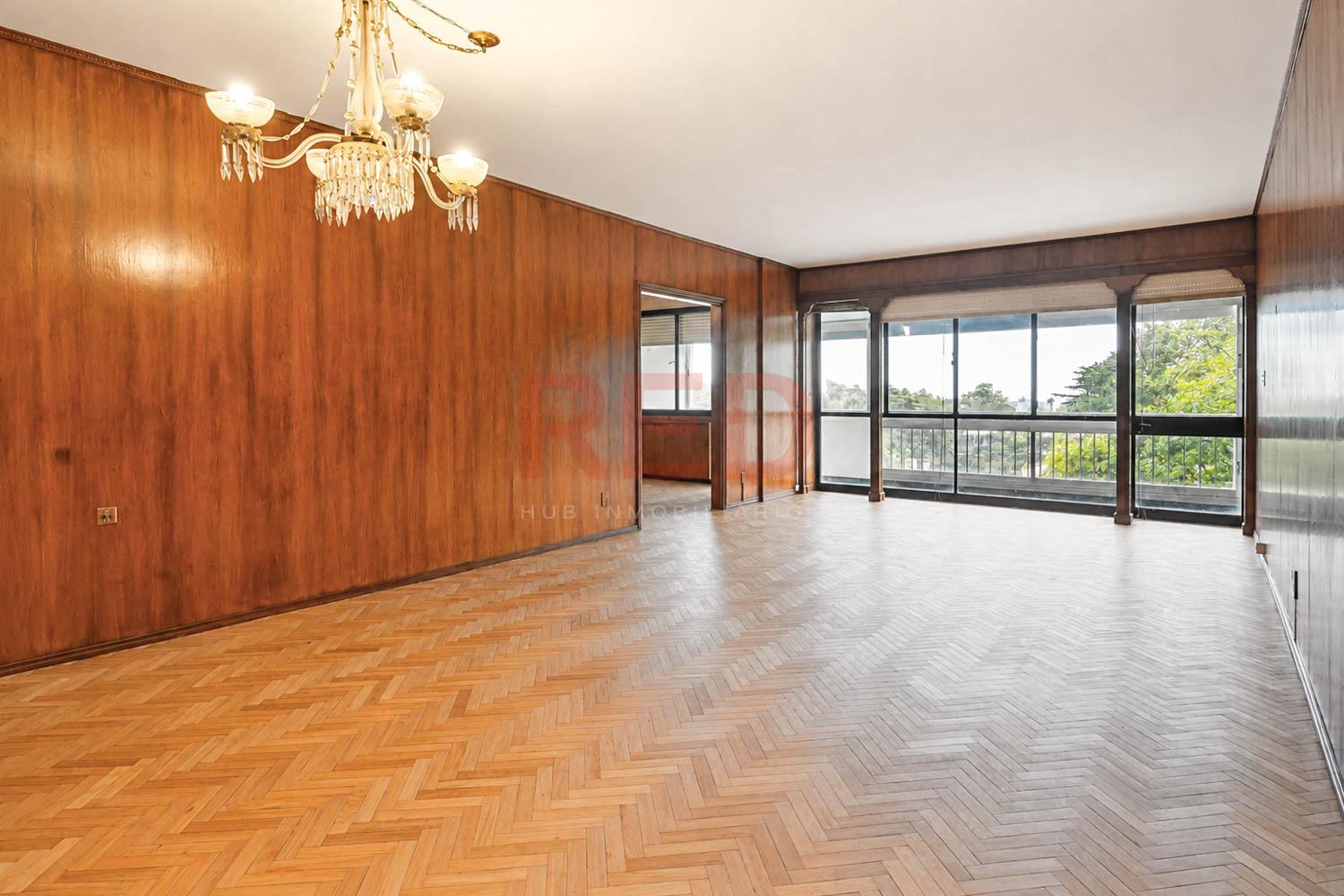 ALQUILER Apartamento 3 dormitorios más servicio Pocitos garage
