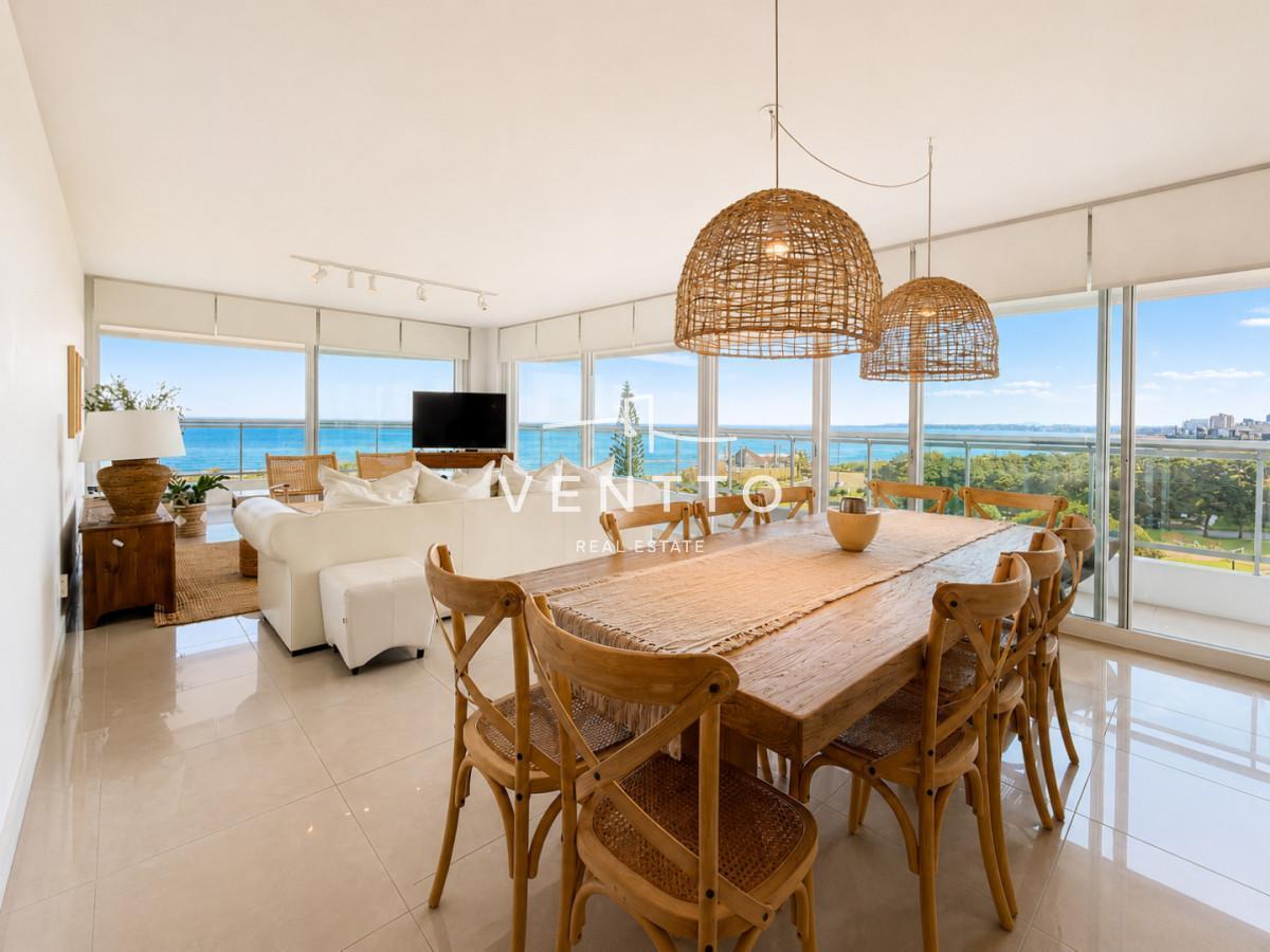 Exclusivo Apartamento Esquinero de 3 Dormitorios en Suite Frente al Mar · Foto 1