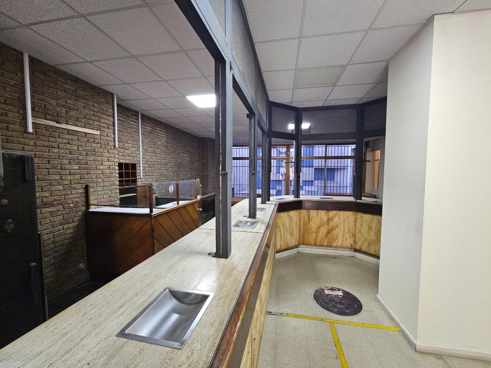 Sarandi y Bartolome Mitre, 270 m2, 6 mts de frente !! · Foto 3