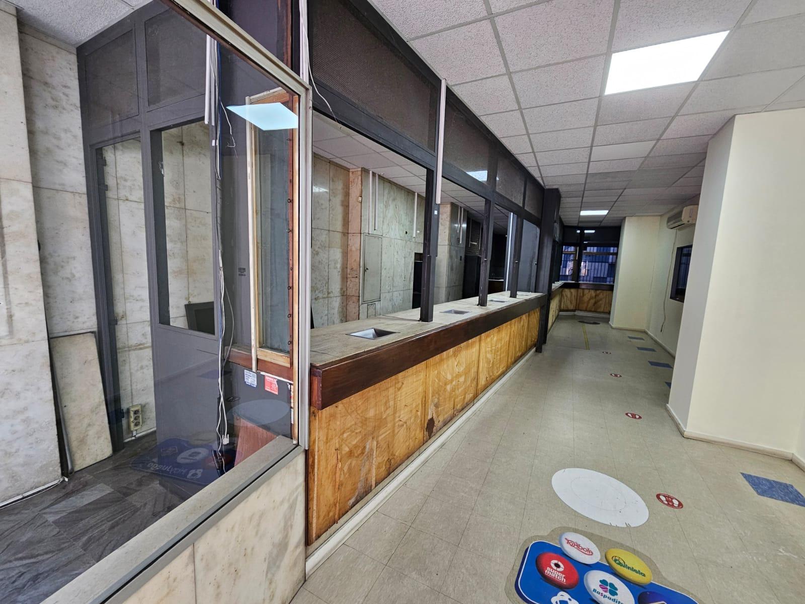 Sarandi y Bartolome Mitre, 270 m2, 6 mts de frente !! · Foto 4