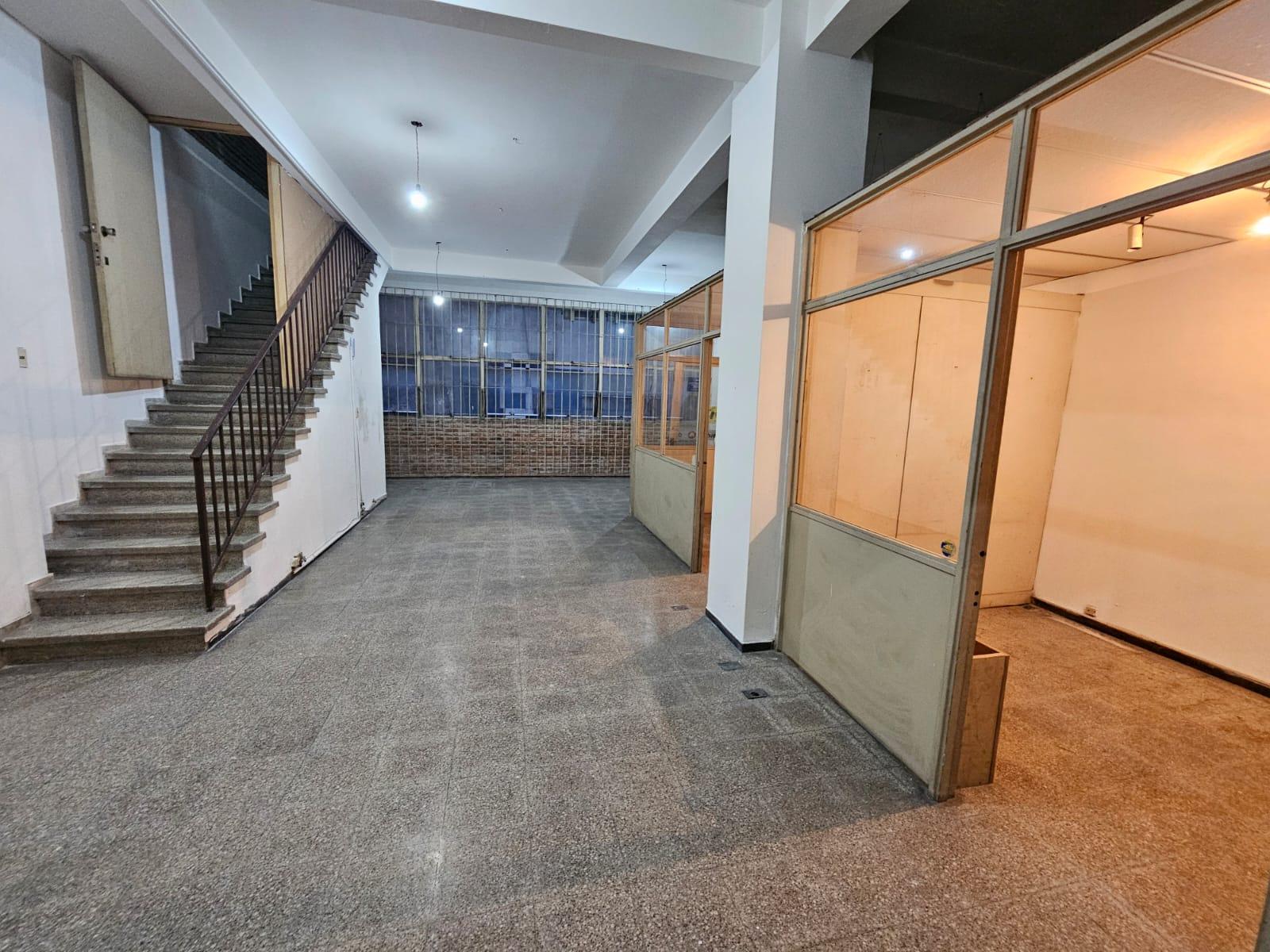 Sarandi y Bartolome Mitre, 270 m2, 6 mts de frente !! · Foto 11
