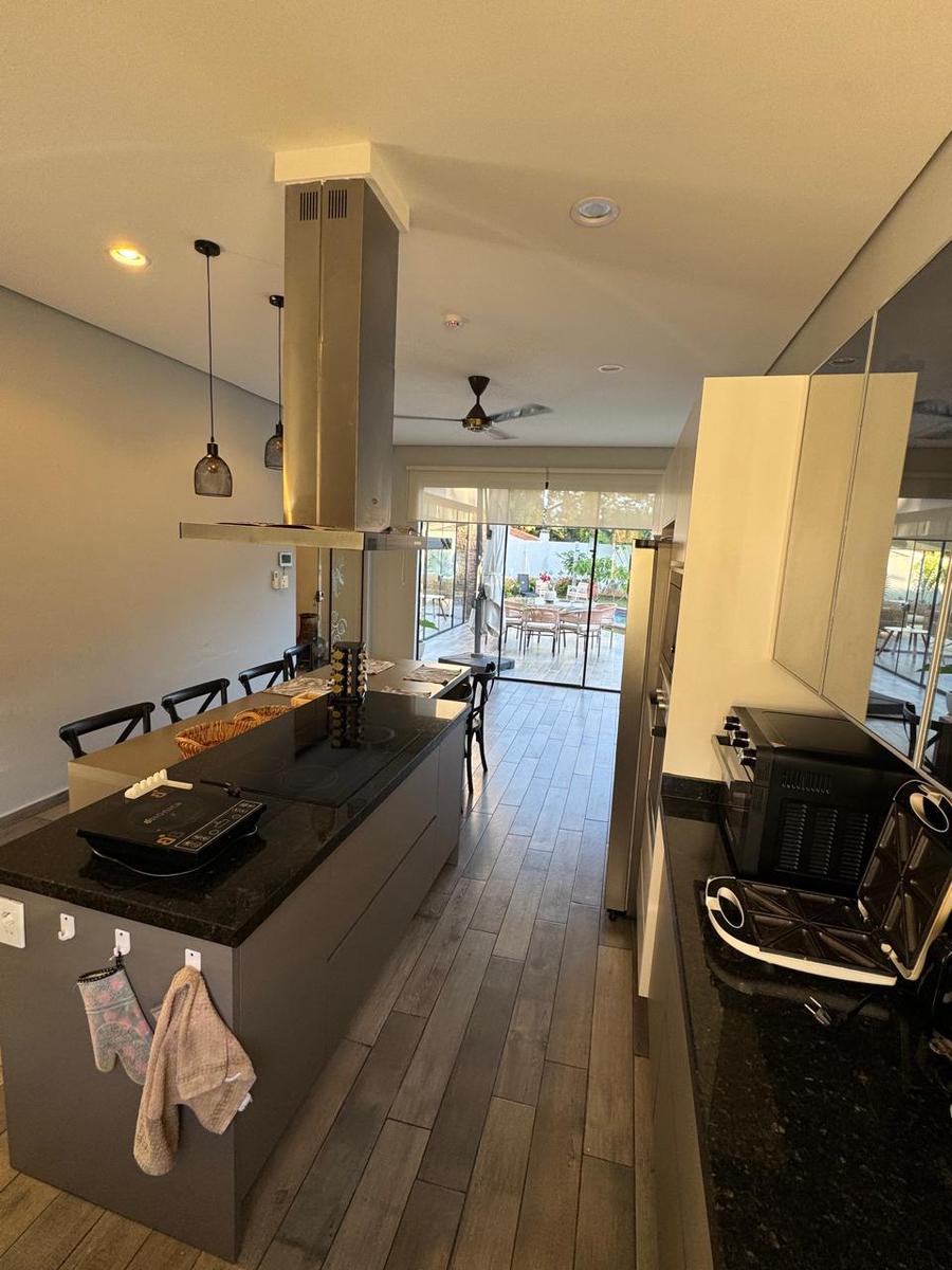 Casa en venta en San Bernardino — foto 2
