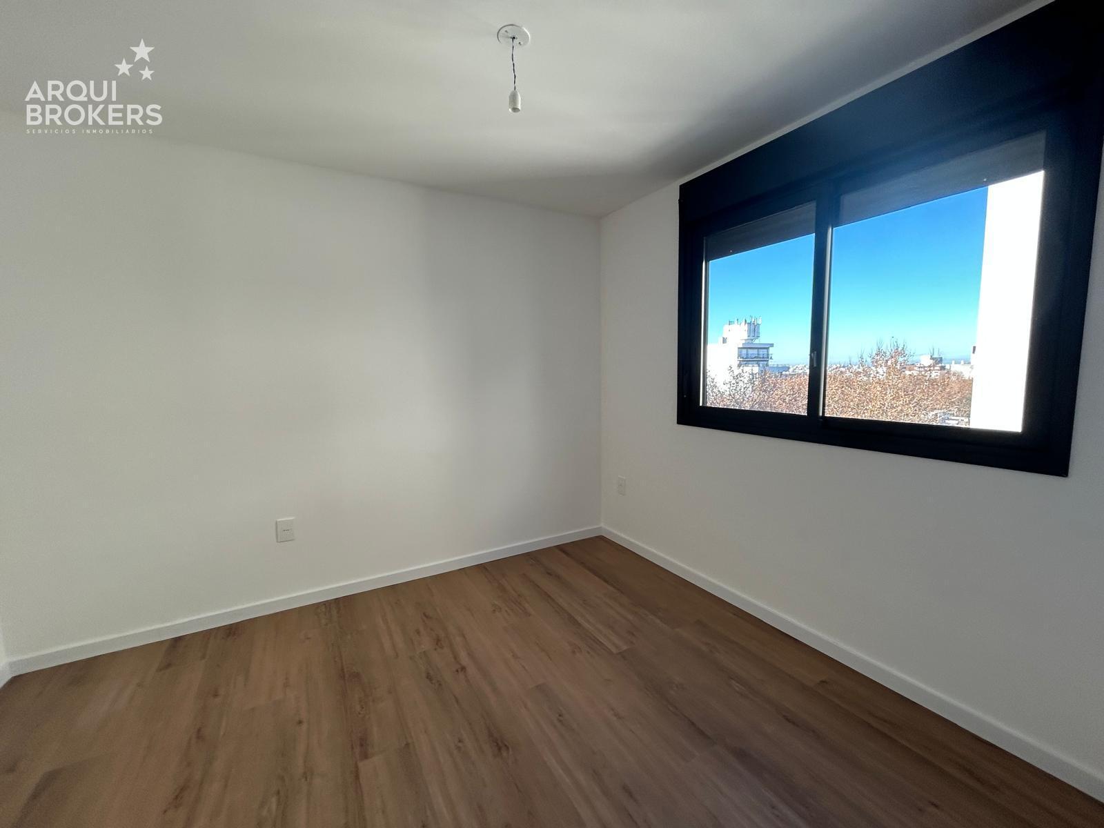Apartamento de un dormitorio en alquiler en Cordón - 904 · Foto 5