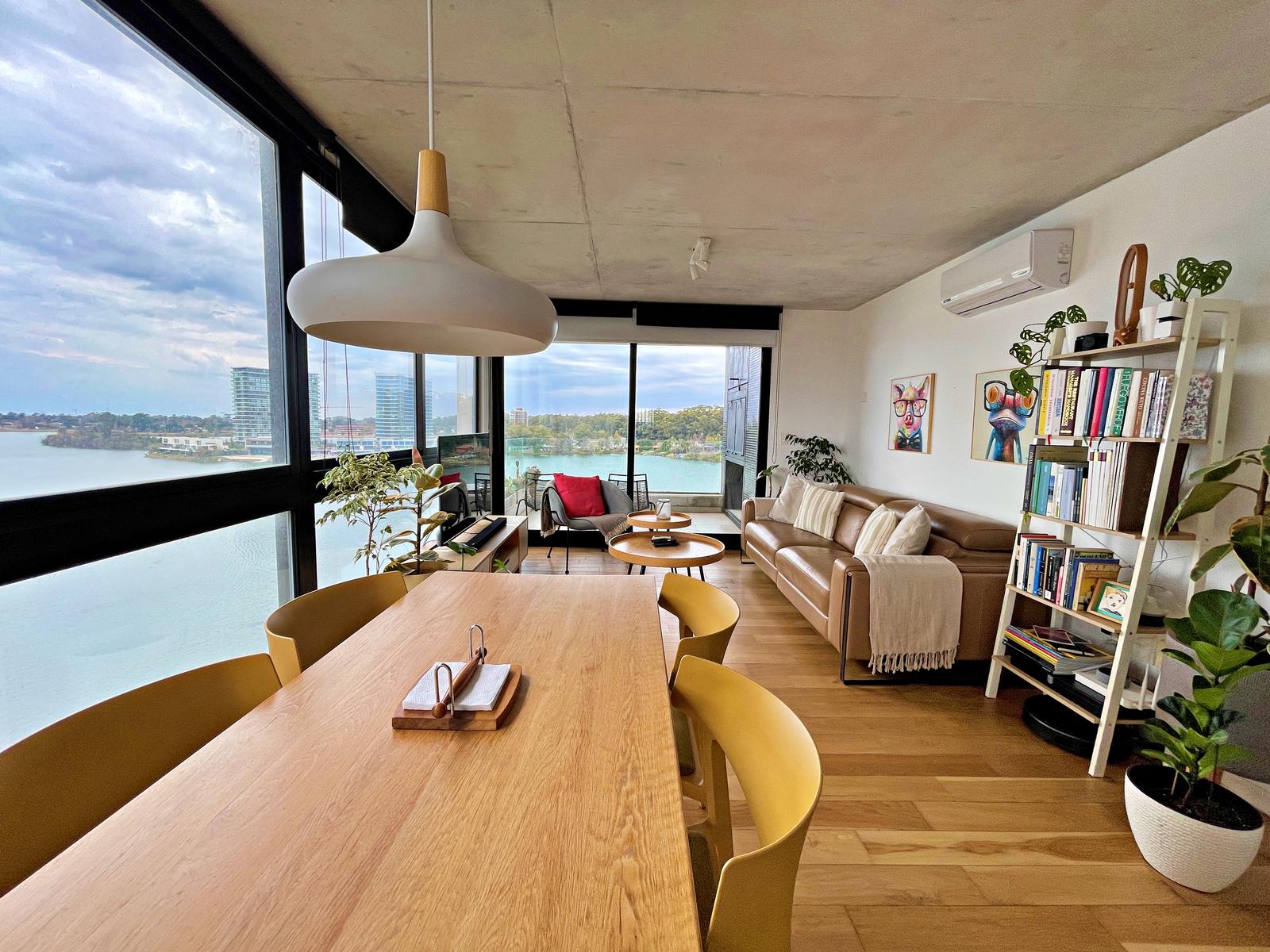 Venta de apartamento 2 Dormitorios sobre el lago Carrasco Este / Parque Miramar