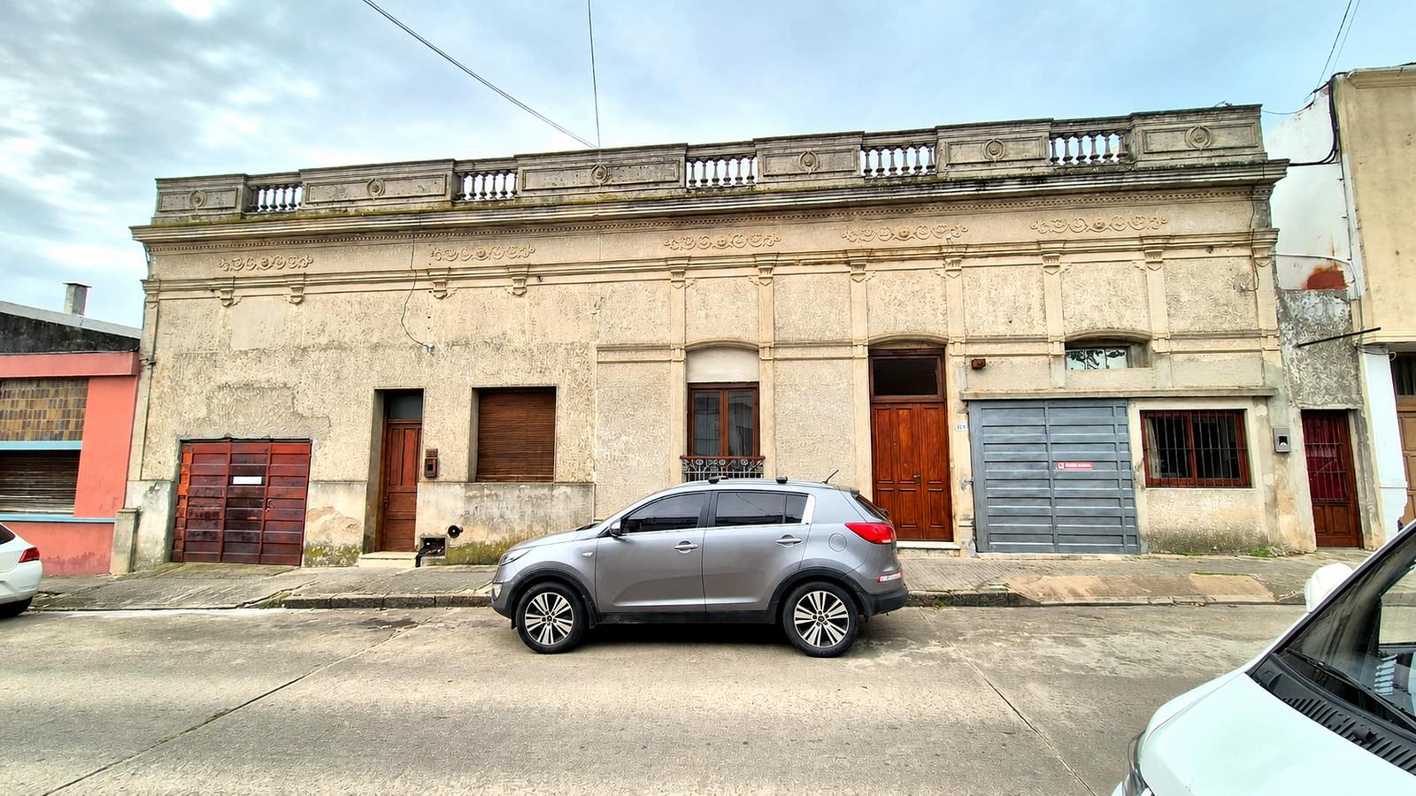 Alquiler Anual Casa de 4 dormitorios y Apartamento 1 dormitorio, San Carlos, Maldonado