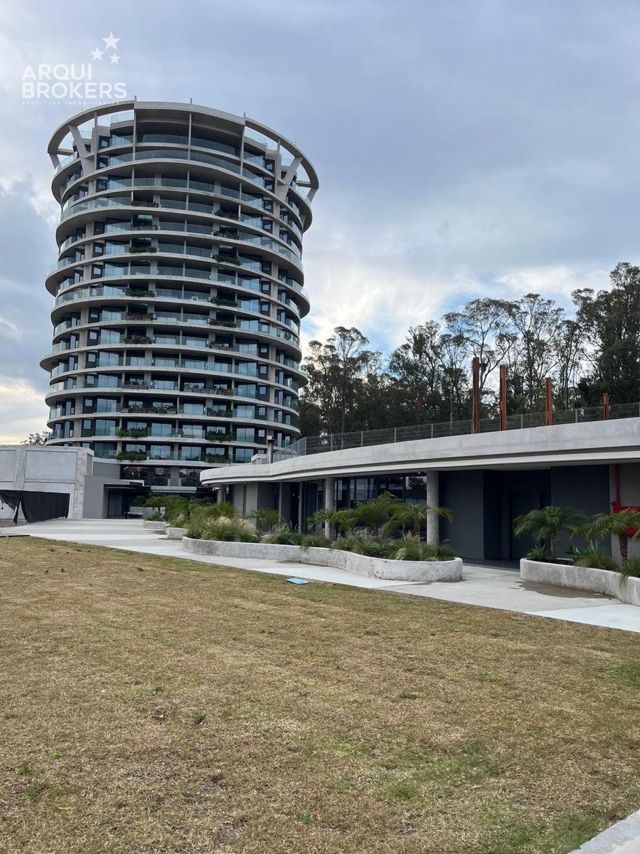 Apartamento de dos dormitorios en alquiler en Parque Roosevelt - 408