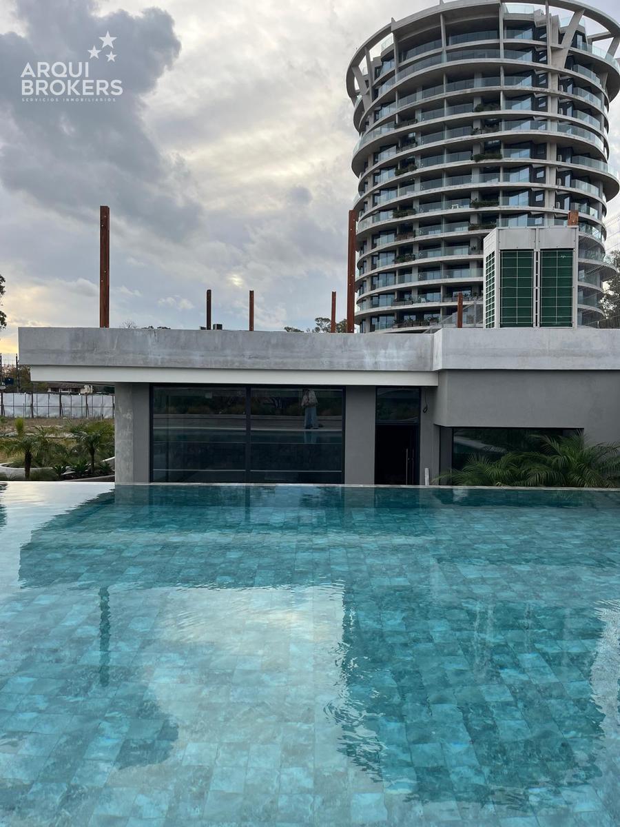 Apartamento de dos dormitorios en alquiler en Parque Roosevelt - 202