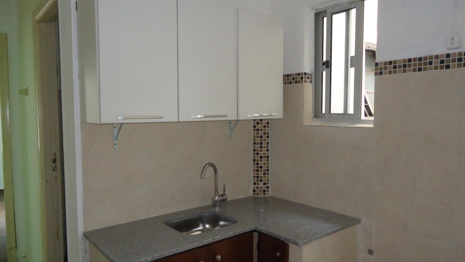 Apartamento interior, primer piso por escalera, 1 dorm, 2 patios, La Blanqueada.