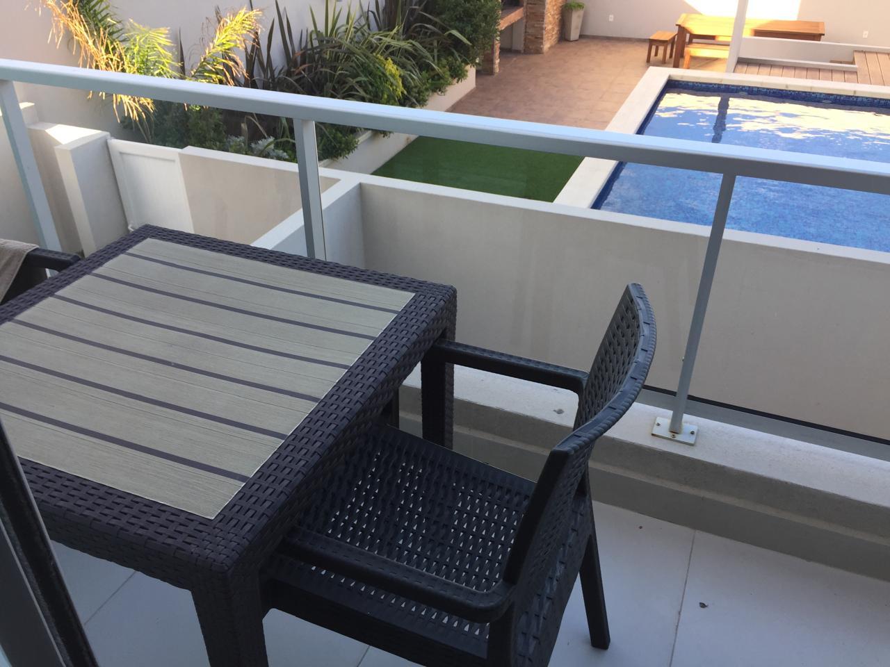 Apartamento monoambiente alquiler equipado y box cerrado de 3m2 en Punta Carretas · Foto 1