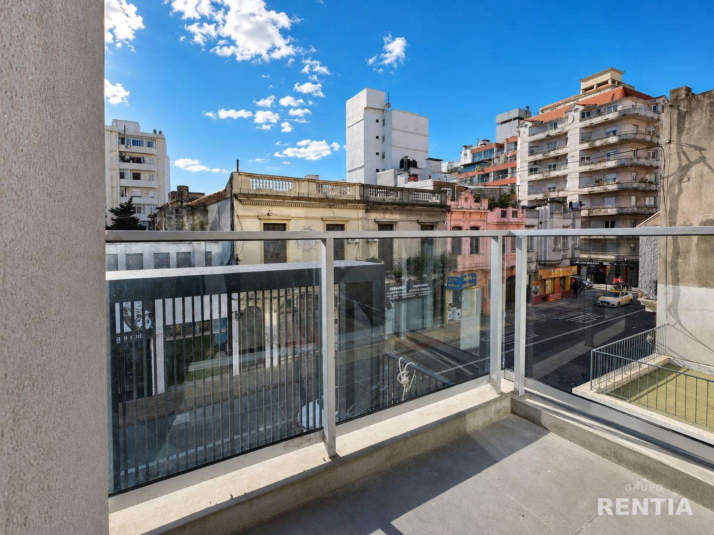 Alquiler Apartamento 1 Dormitorio Al Frente Con Balcon En Cordon · Foto 3
